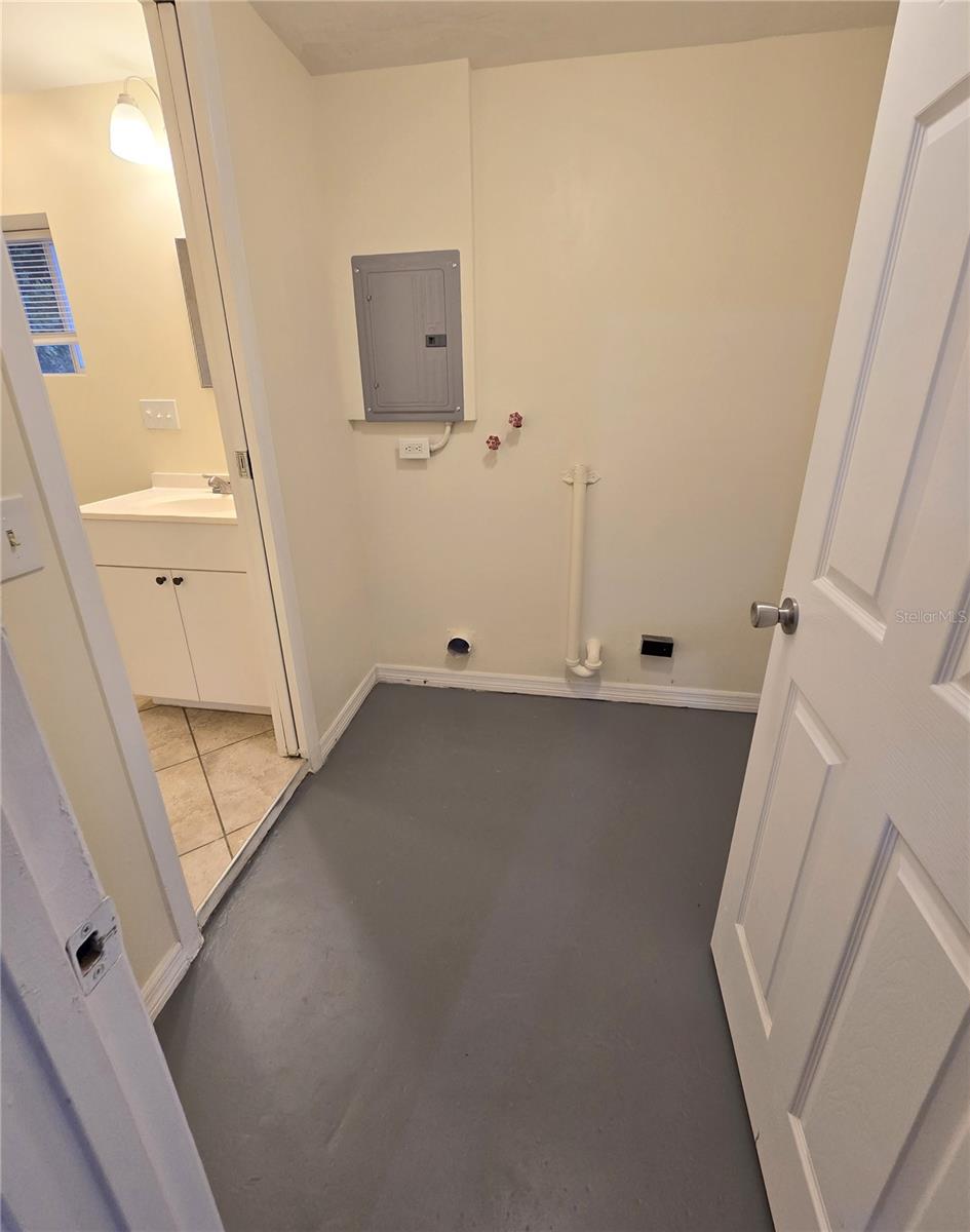 Image 12 of 29 For 4725 Blossom Drive