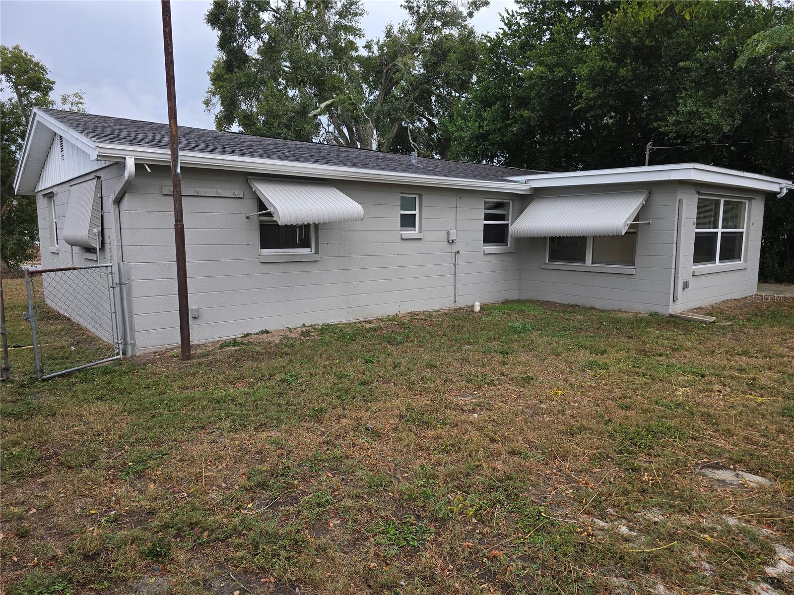 Image 23 of 29 For 4725 Blossom Drive