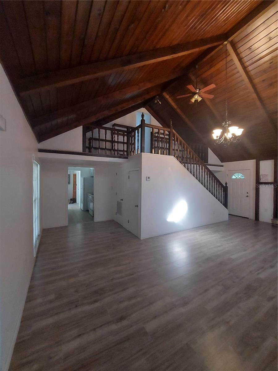 Image 10 of 41 For 253 Blue Lake Avenue