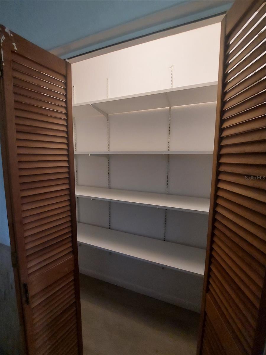 Image 16 of 41 For 253 Blue Lake Avenue