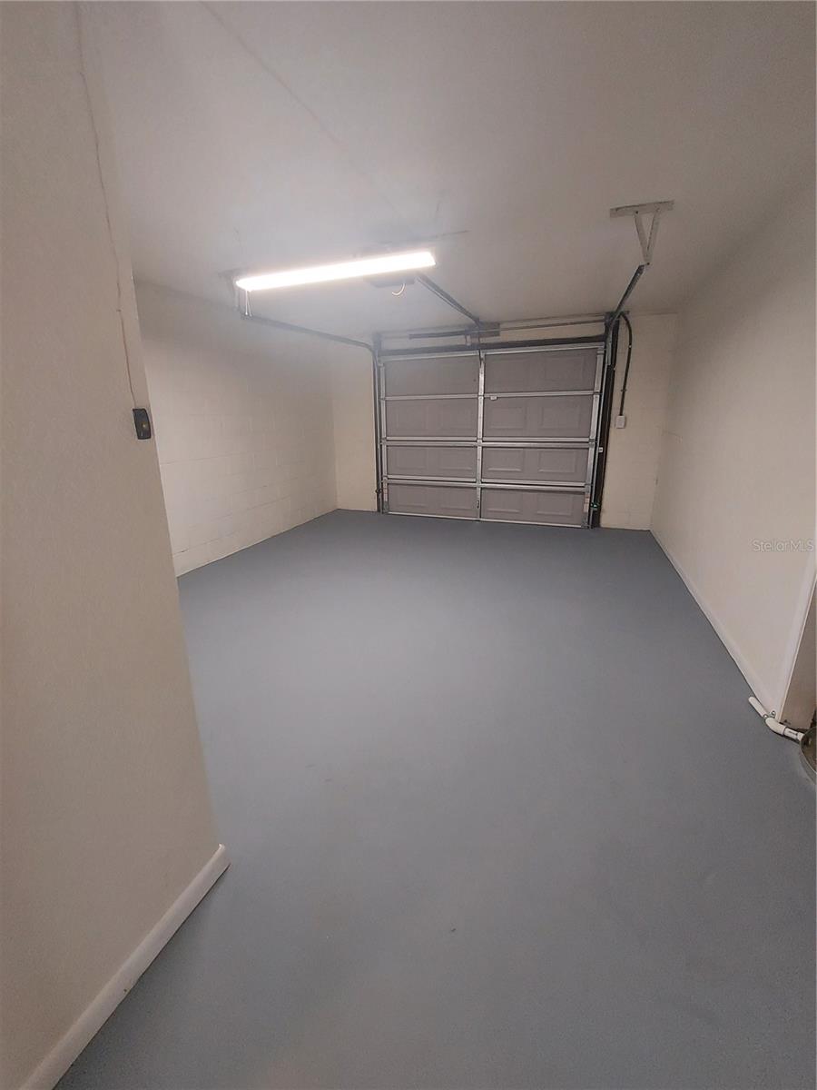 Image 19 of 41 For 253 Blue Lake Avenue