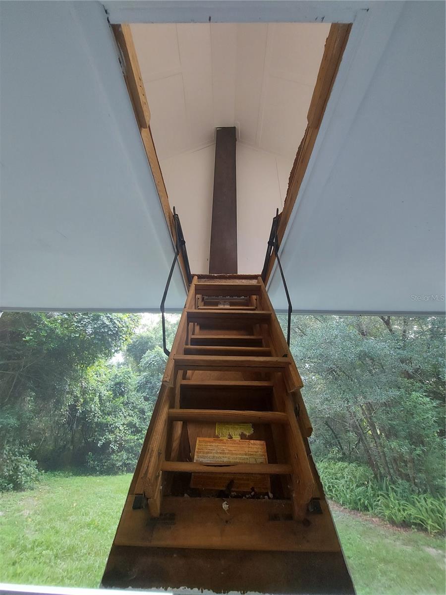 Image 24 of 41 For 253 Blue Lake Avenue