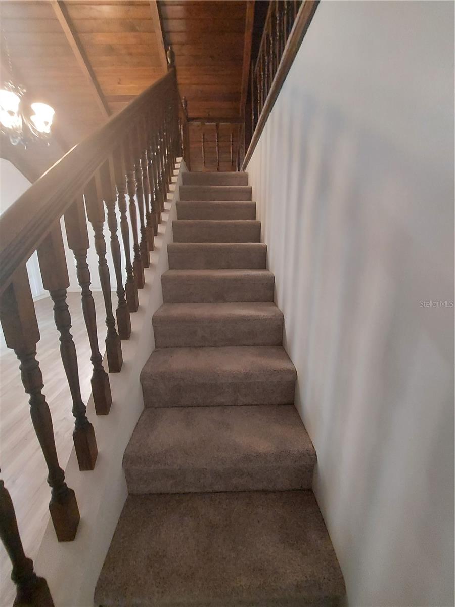 Image 27 of 41 For 253 Blue Lake Avenue