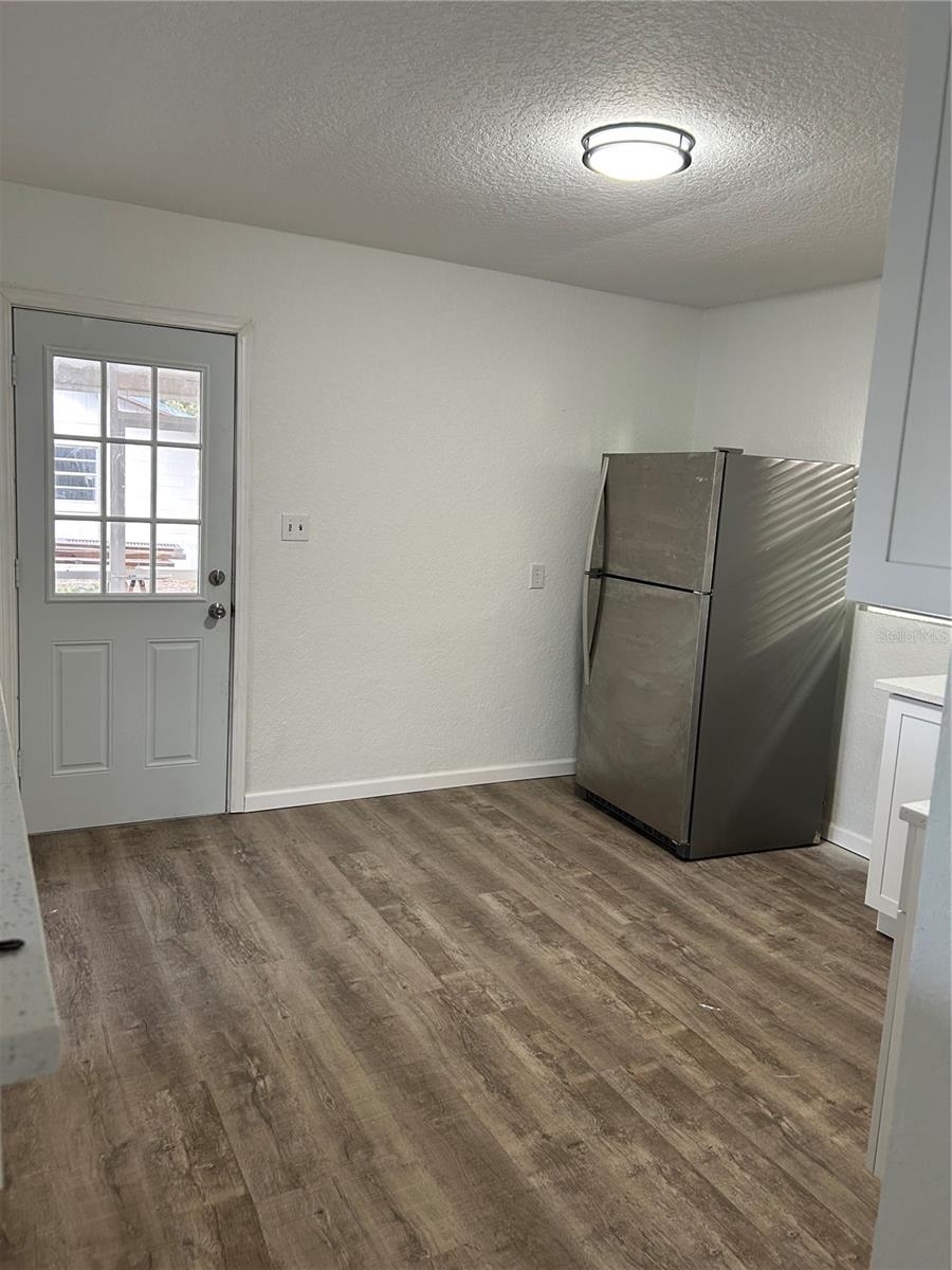 Image 7 of 12 For 21828 Virginia Drive