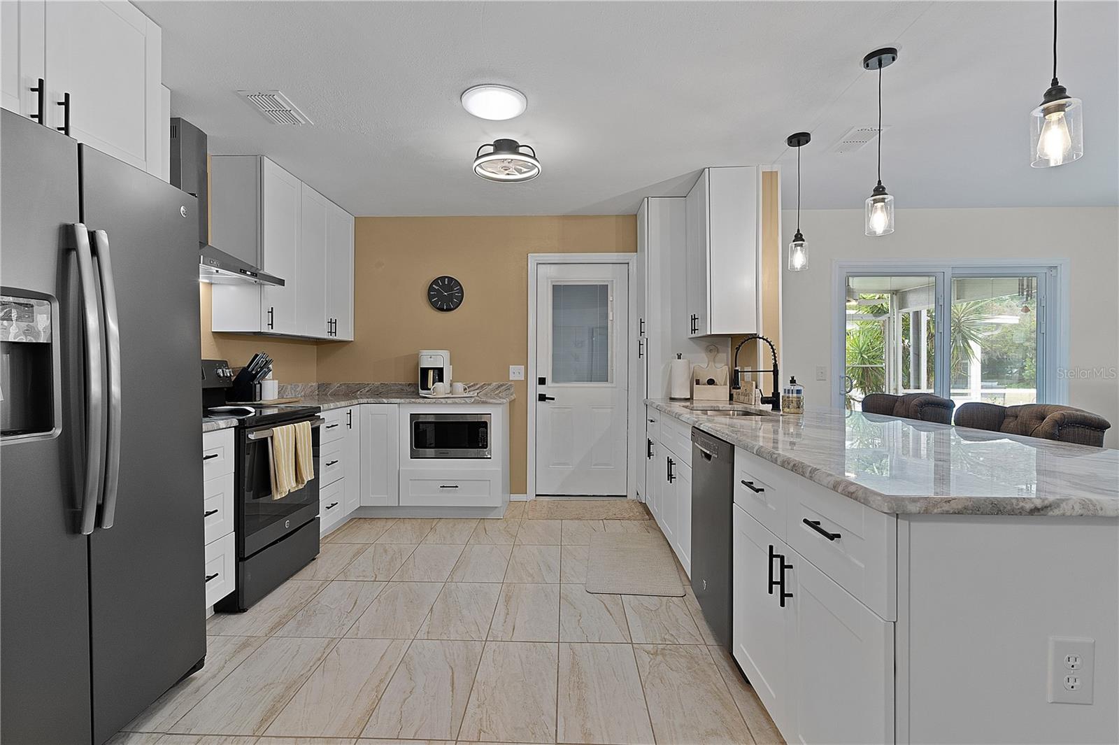 Image 12 of 48 For 1411 Juarez Place