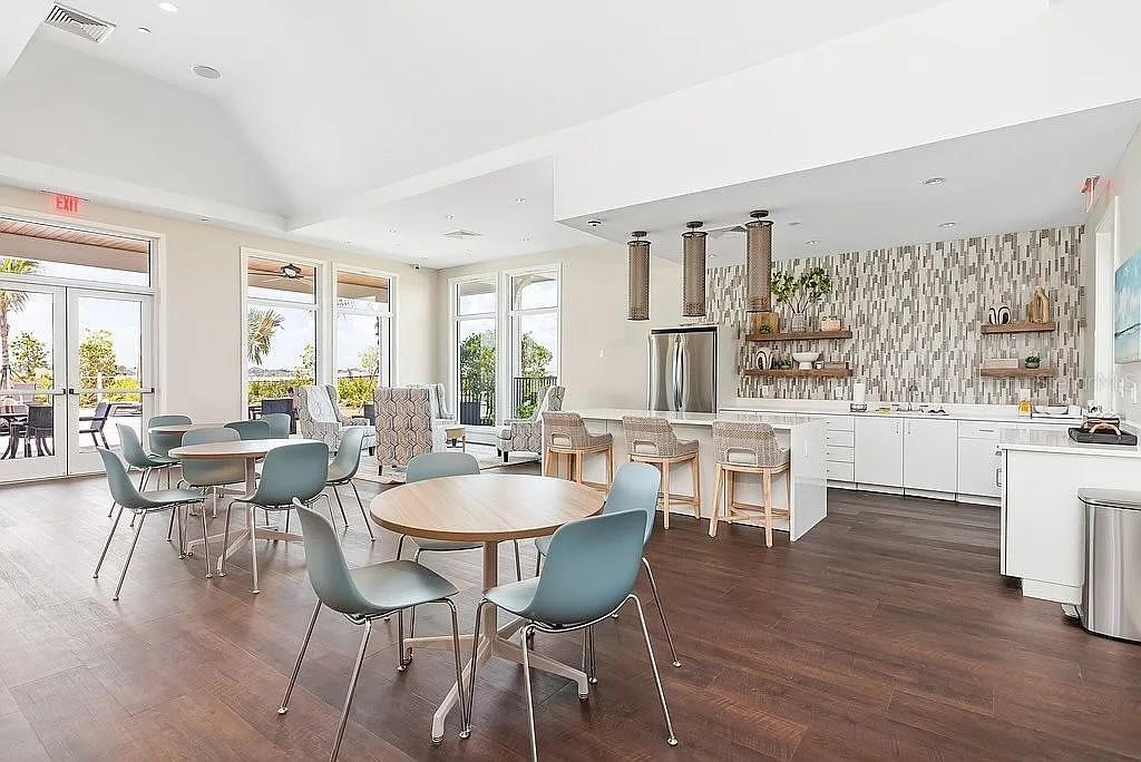 Image 16 of 19 For 1600 Remington Trace Drive