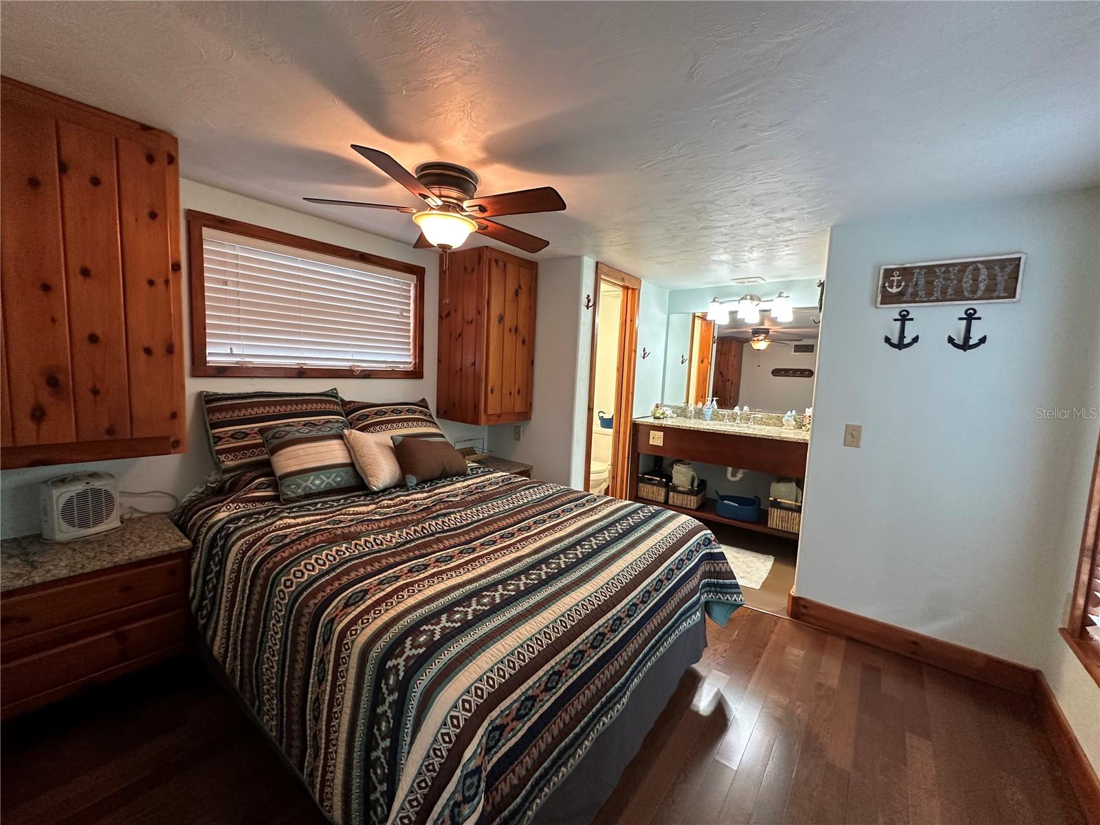 Image 18 of 31 For 56315 Hickory Road