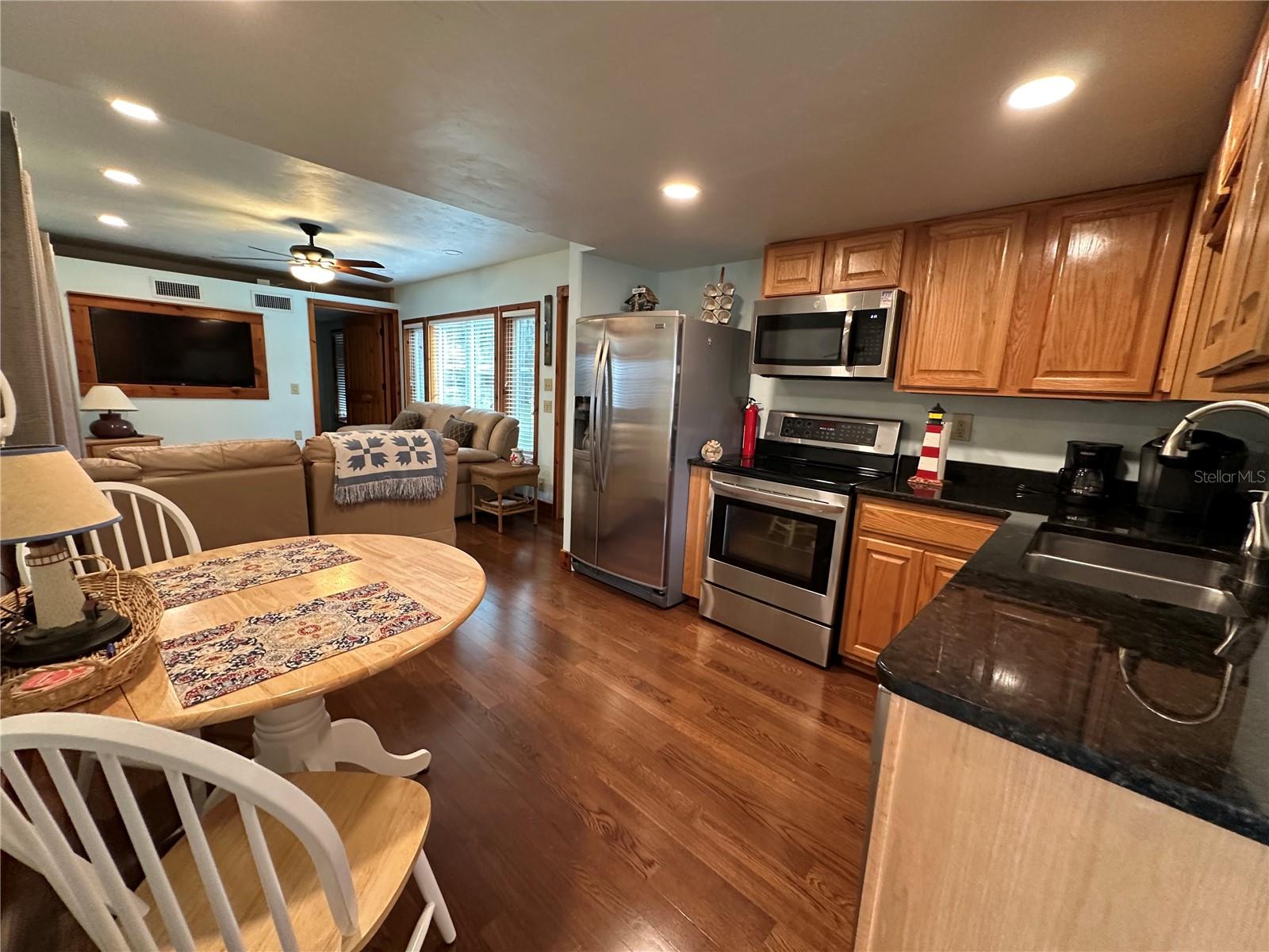 Image 4 of 31 For 56315 Hickory Road