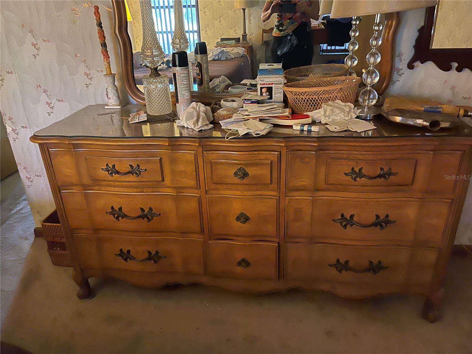 Image 17 of 30 For 3664 Walden Pond Drive