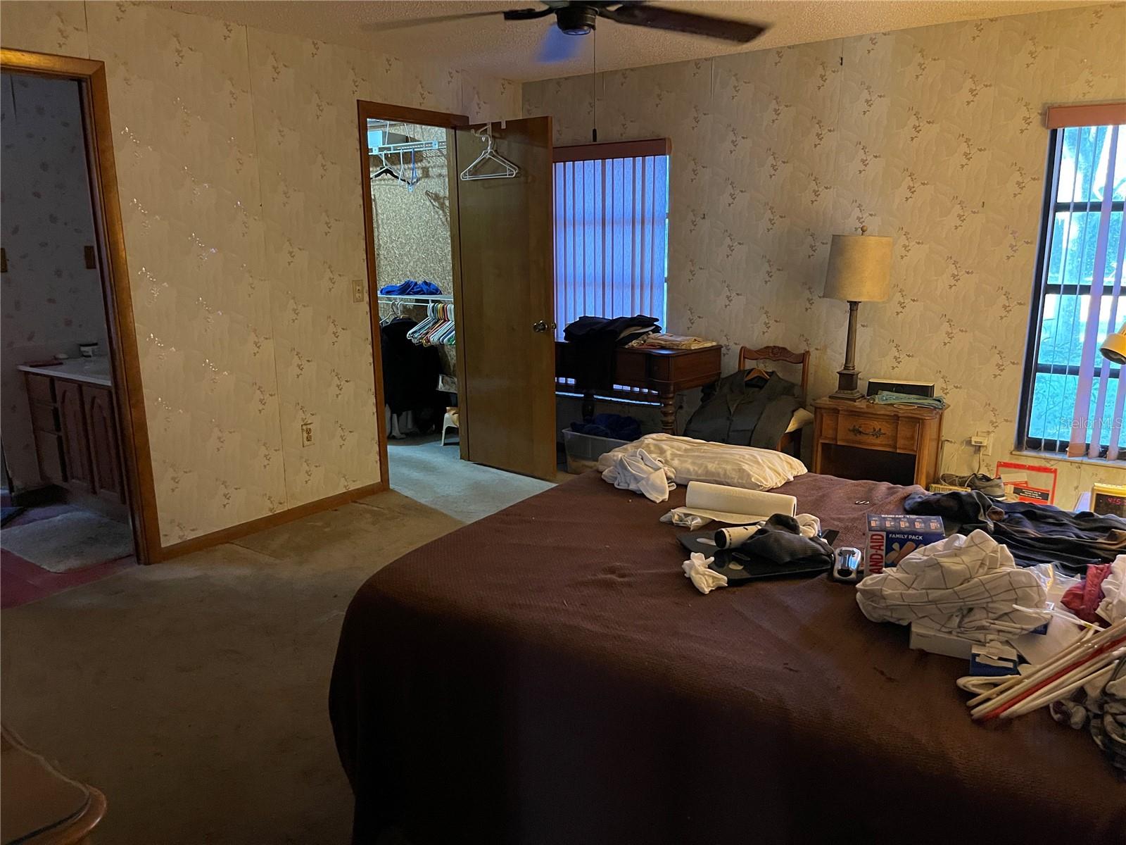 Image 20 of 30 For 3664 Walden Pond Drive