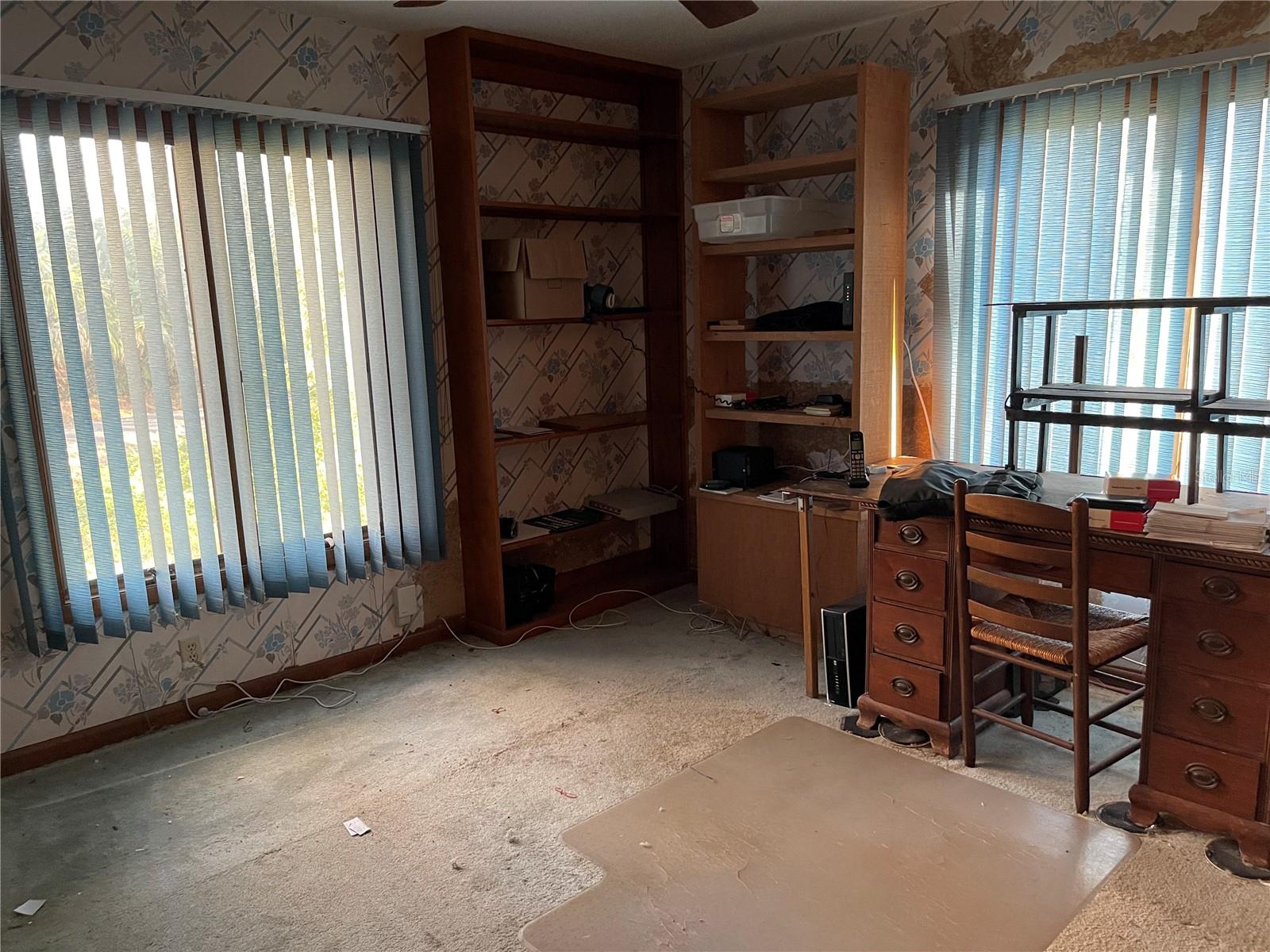 Image 25 of 30 For 3664 Walden Pond Drive