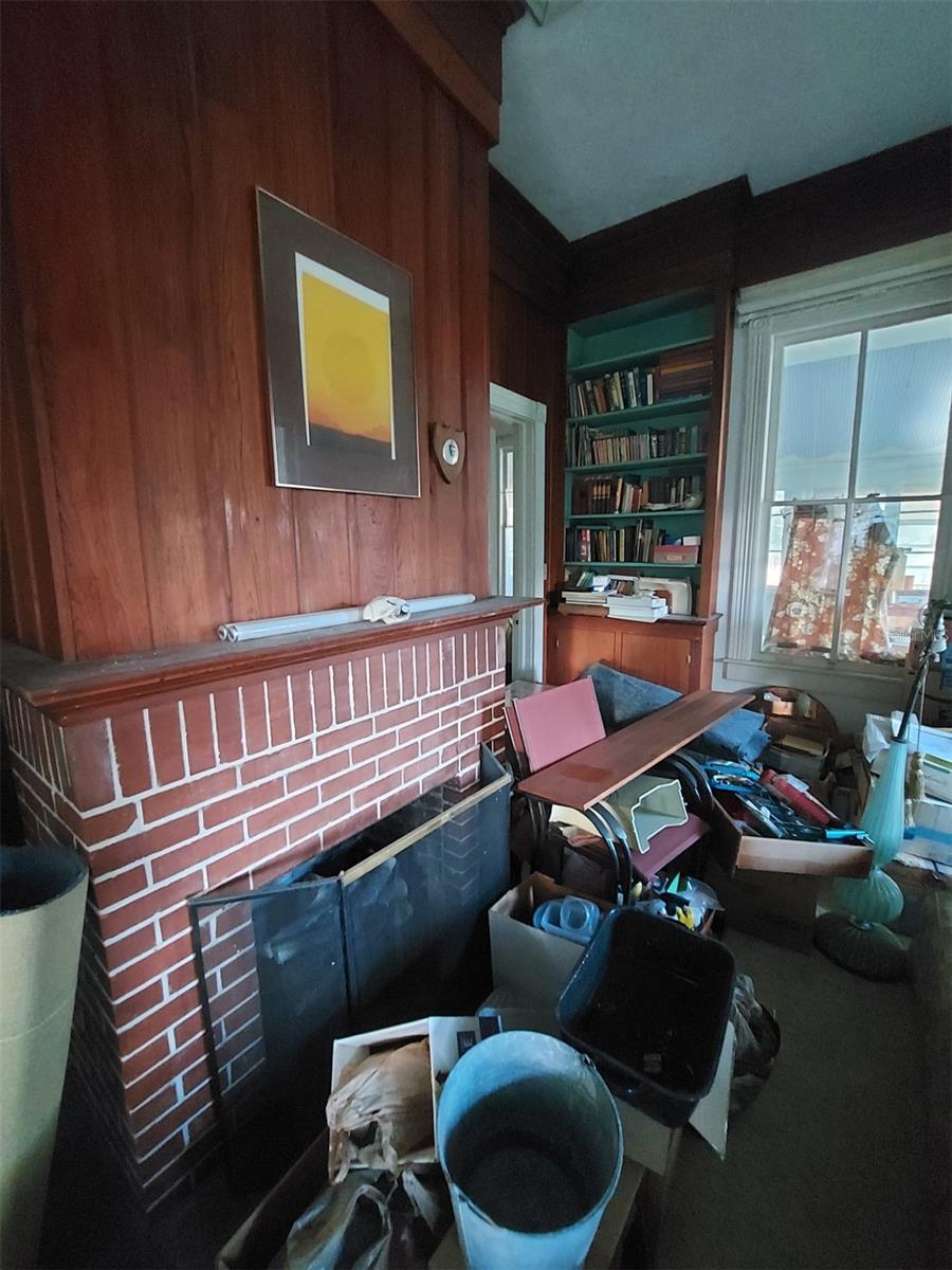 Image 14 of 58 For 251 Blue Lake Avenue