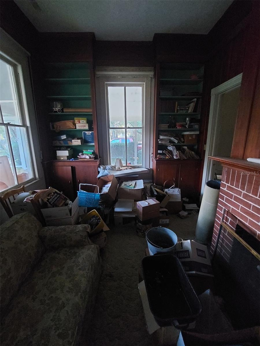 Image 15 of 58 For 251 Blue Lake Avenue