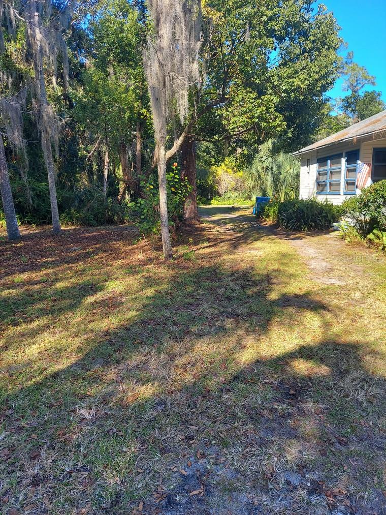 Image 7 of 58 For 251 Blue Lake Avenue