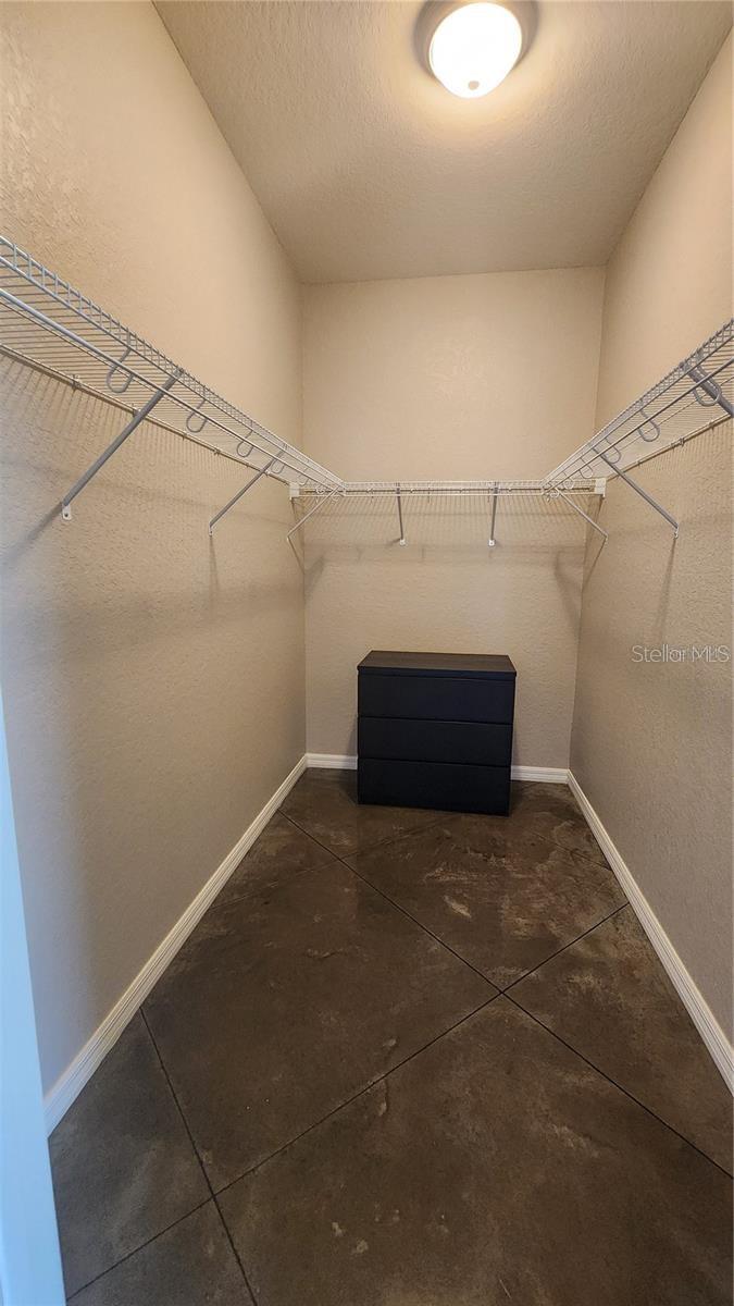 Image 3 of 9 For 2924 Whispering Trails Drive