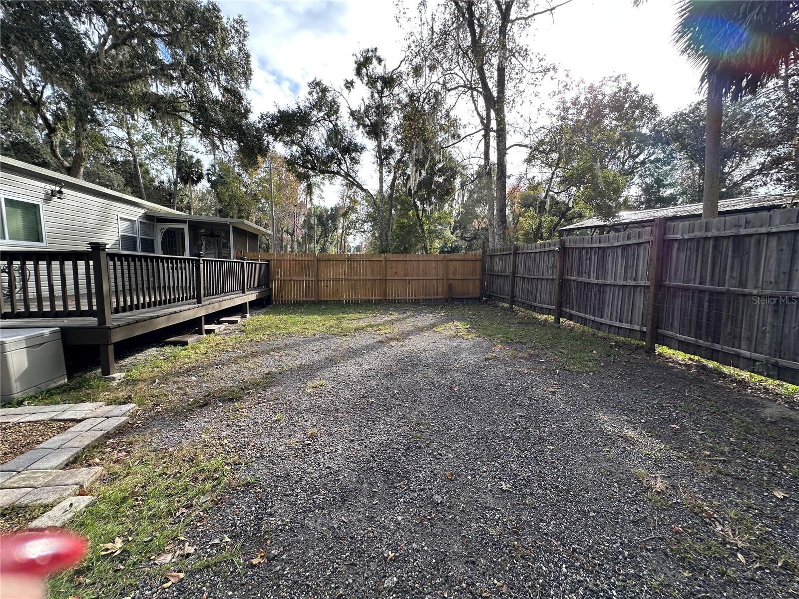 Image 35 of 37 For 24007 River Road