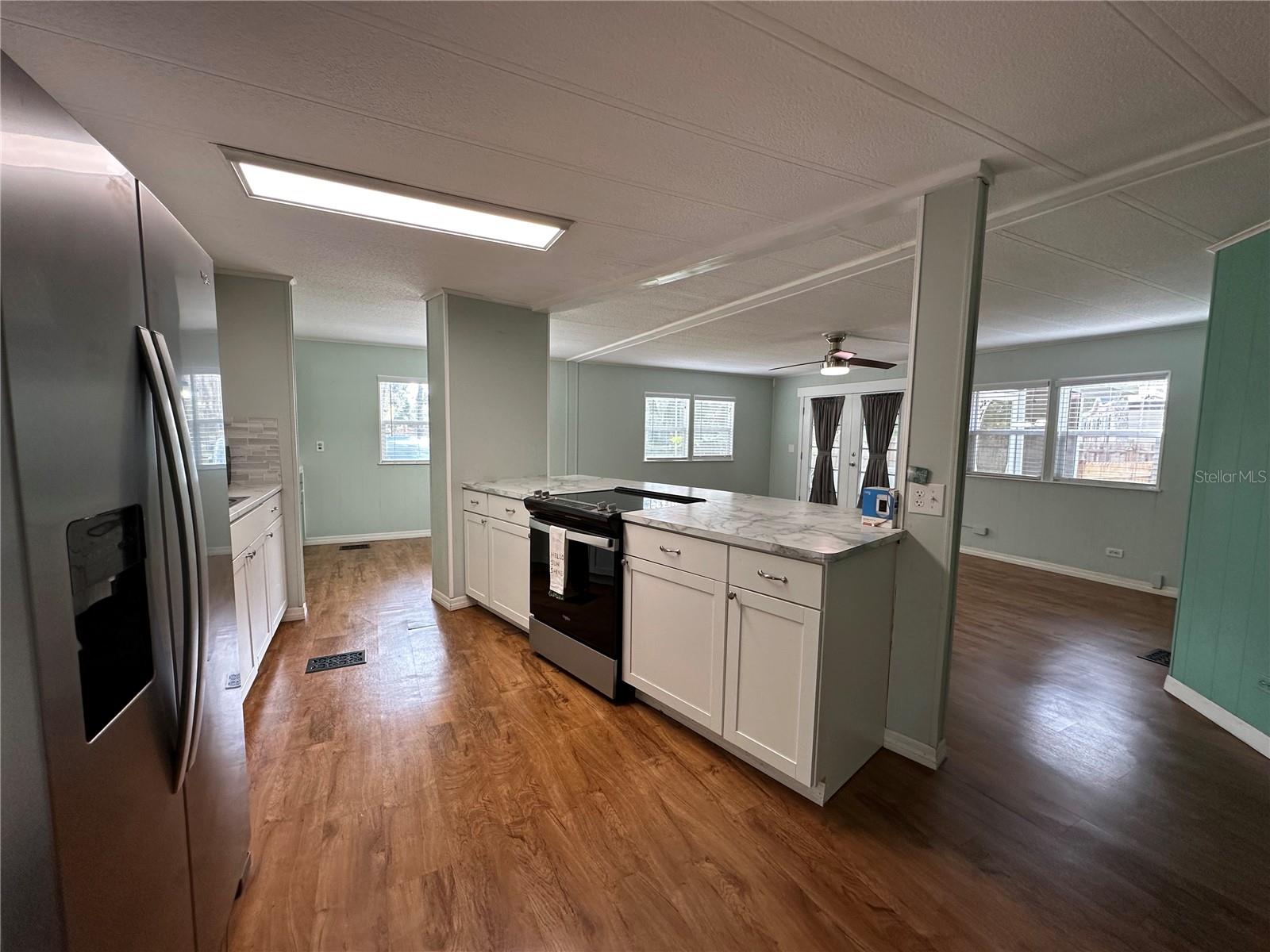 Image 4 of 37 For 24007 River Road