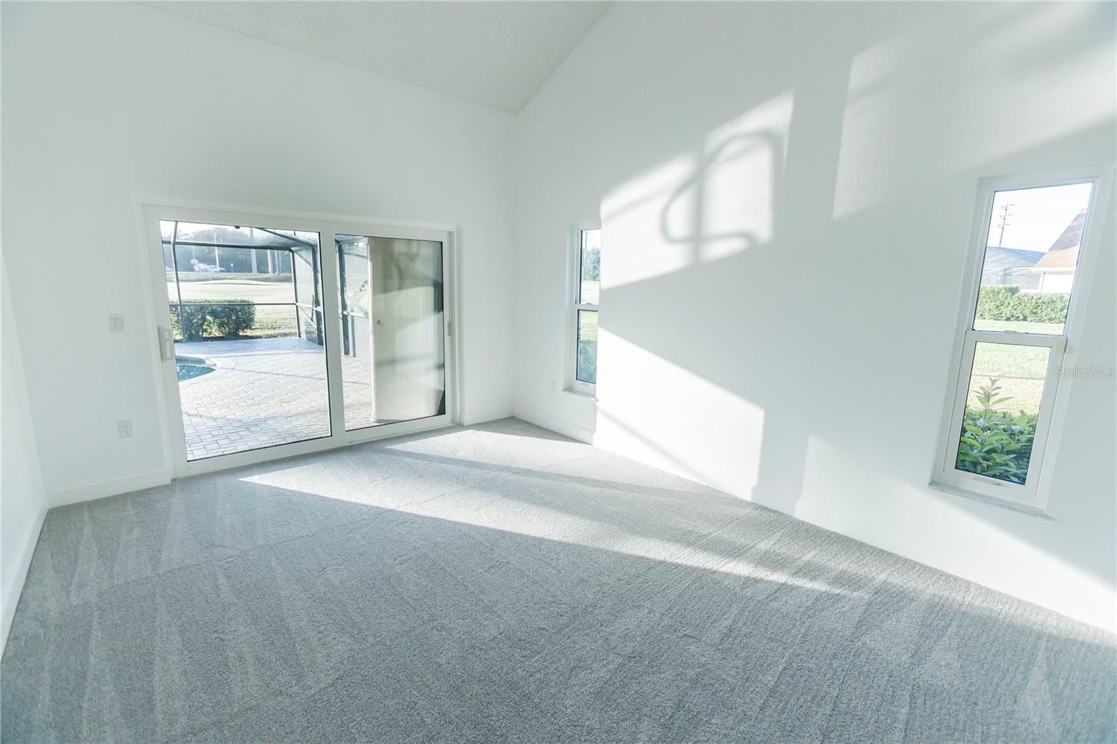 Image 12 of 27 For 6112 Silver Oaks Drive