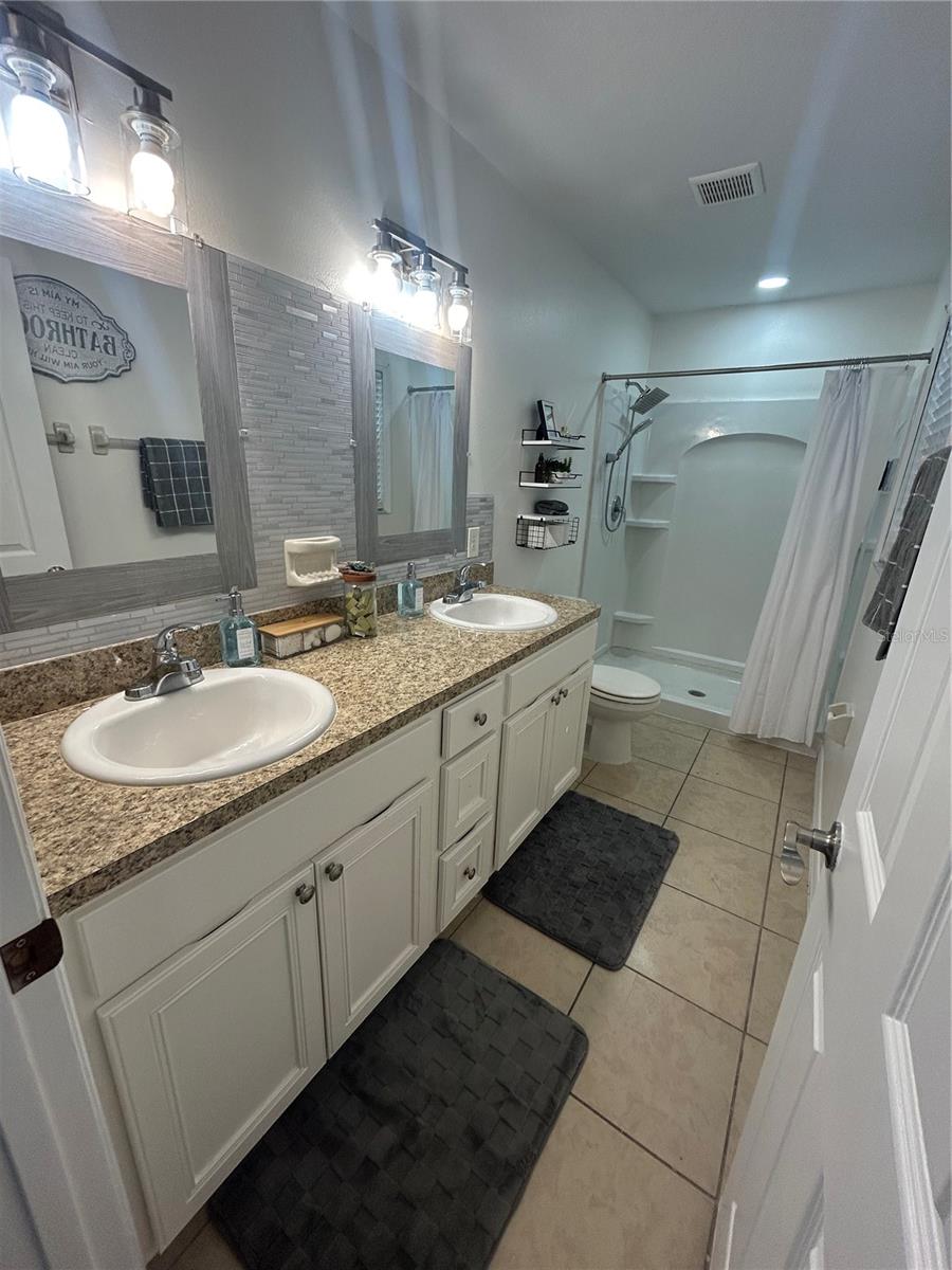 Image 31 of 38 For 1149 Ruby Street