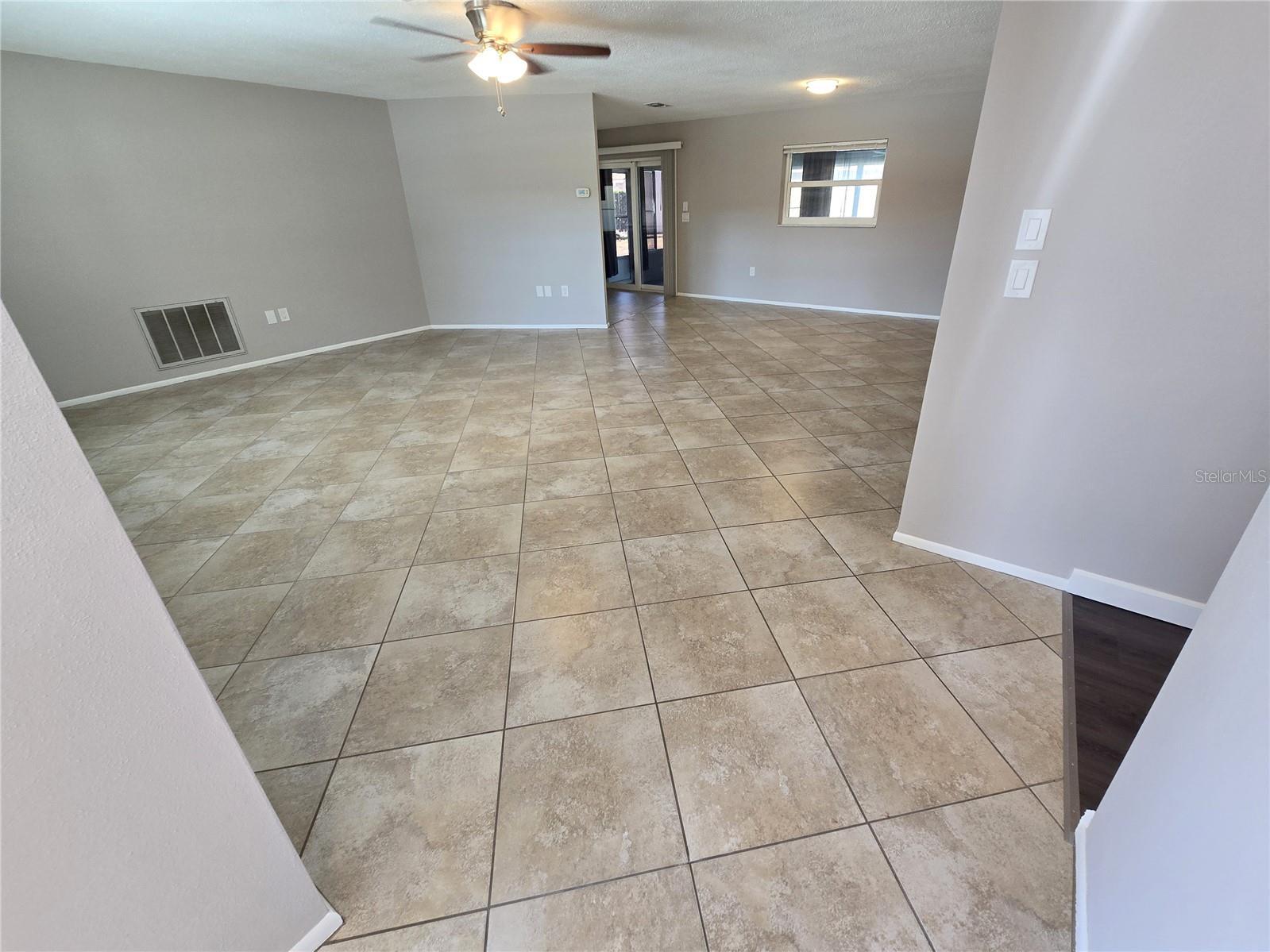 Image 12 of 39 For 7415 Chairman Court