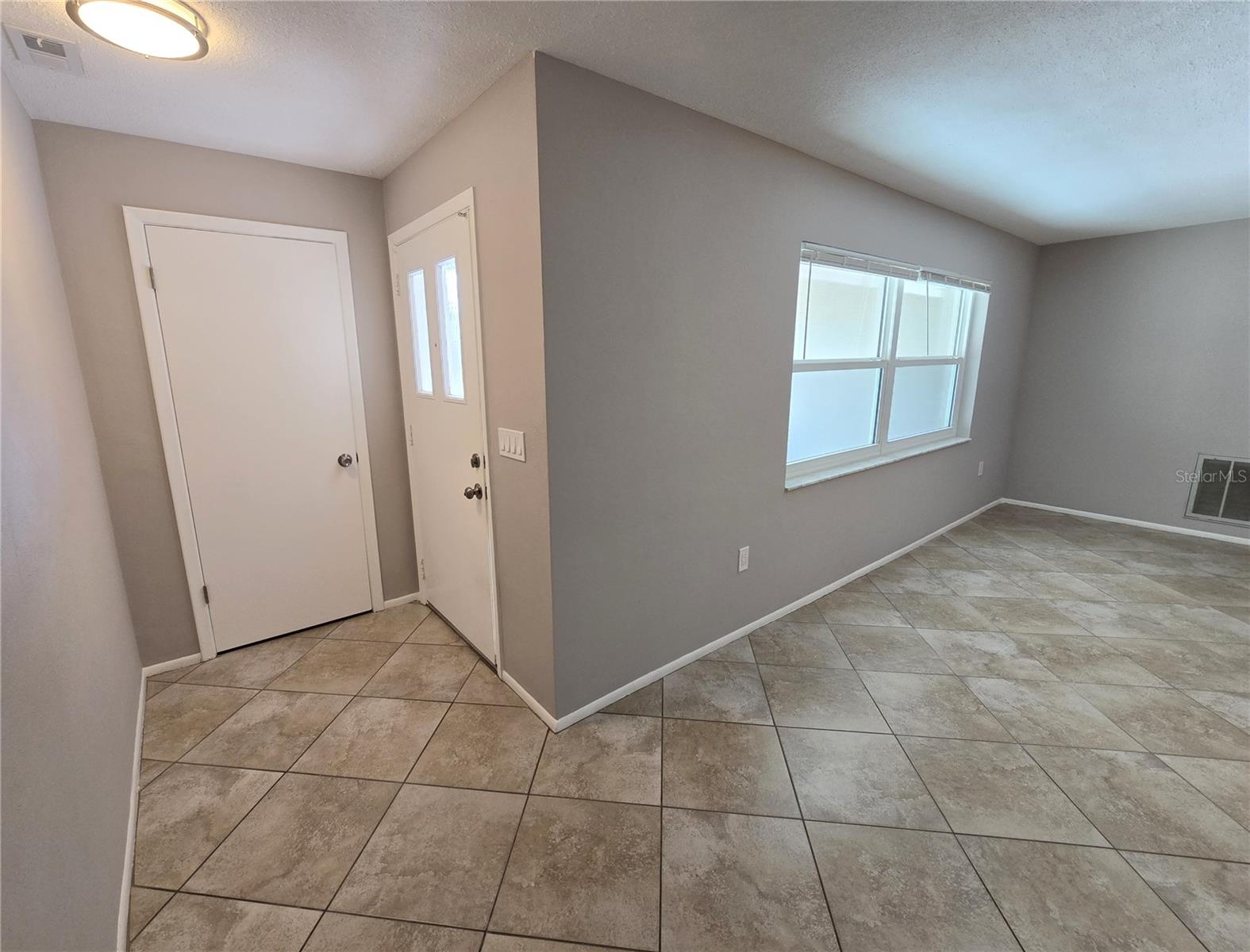 Image 17 of 39 For 7415 Chairman Court