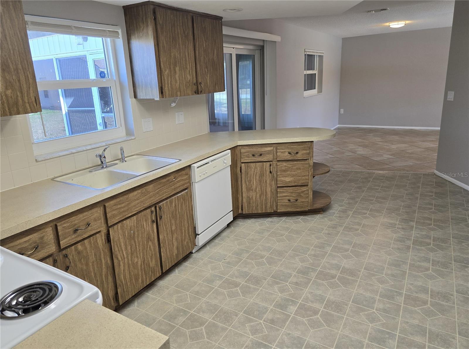 Image 30 of 39 For 7415 Chairman Court