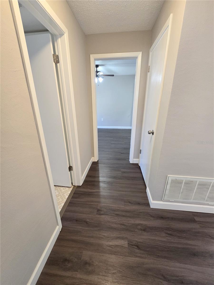 Image 34 of 39 For 7415 Chairman Court