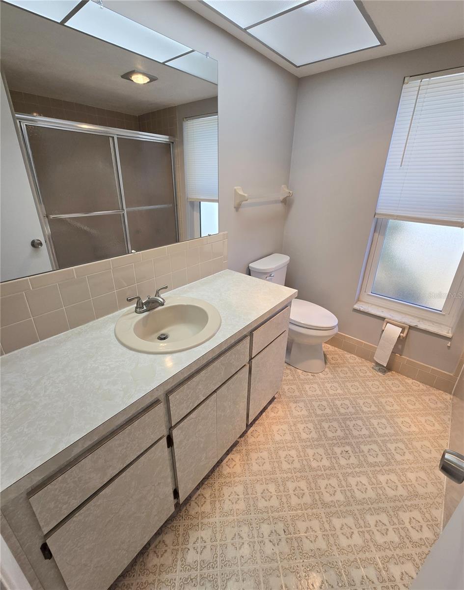 Image 5 of 39 For 7415 Chairman Court