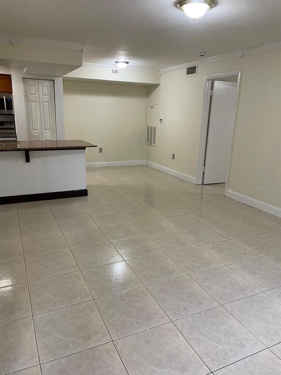 Image 6 of 13 For 3020 Parkway Boulevard 103