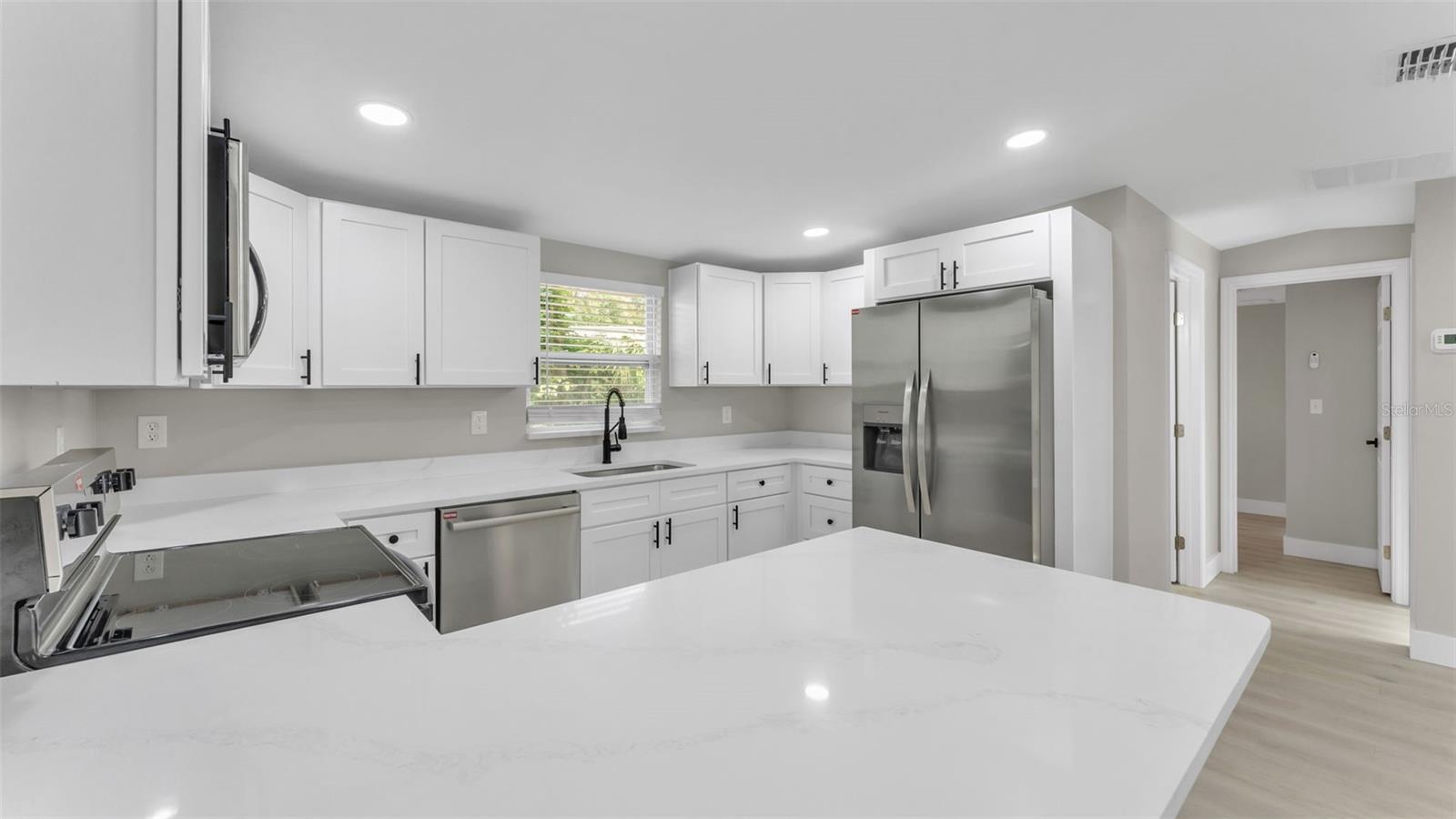 Image 15 of 29 For 2211 Azalea Court