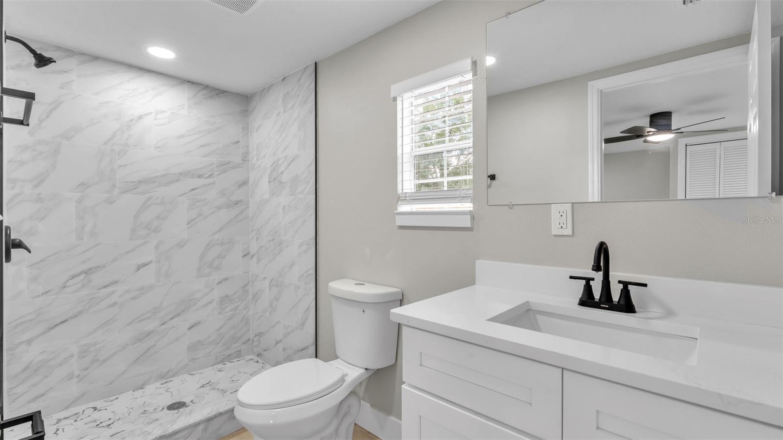 Image 22 of 29 For 2211 Azalea Court