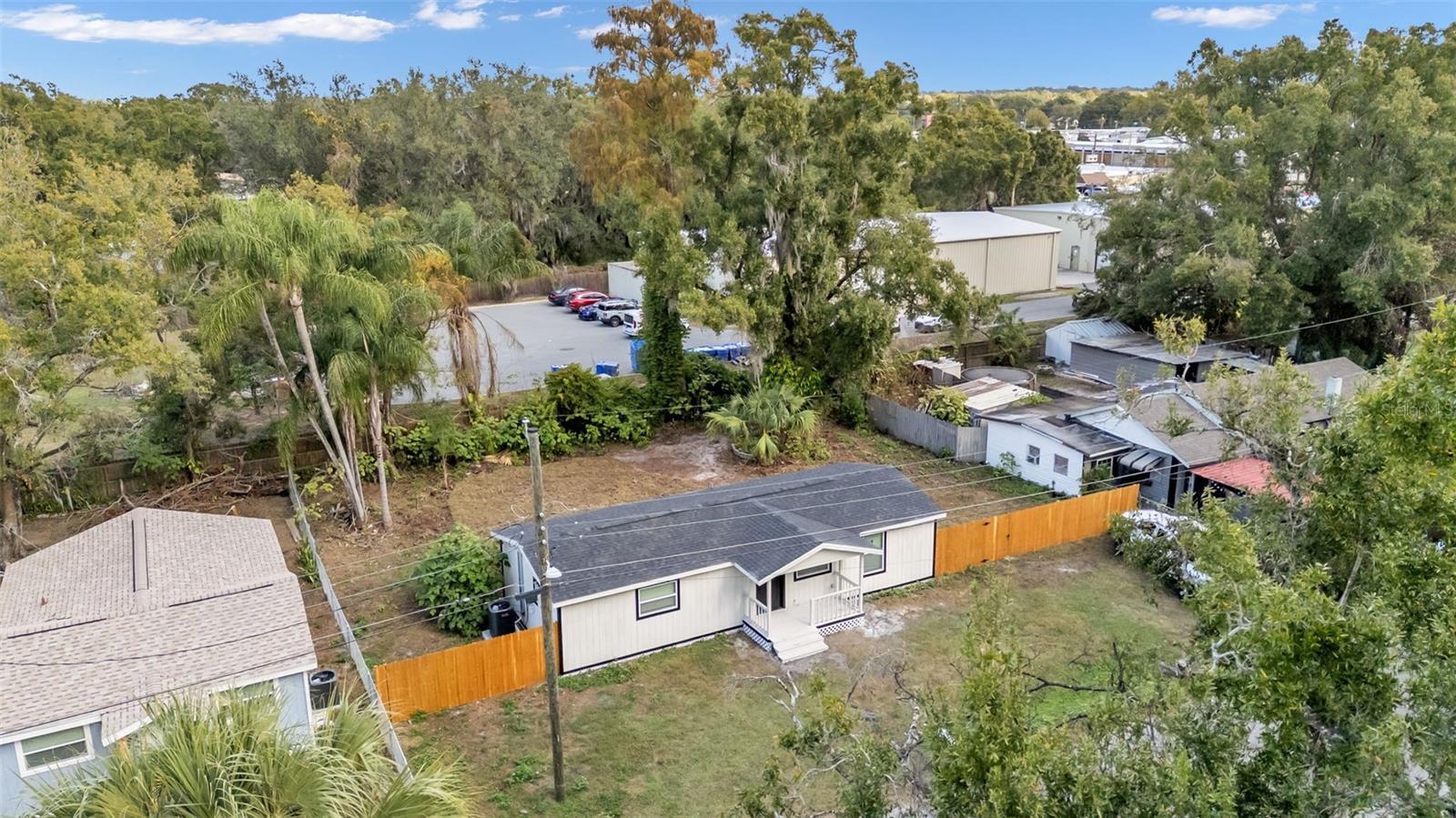 Image 26 of 29 For 2211 Azalea Court