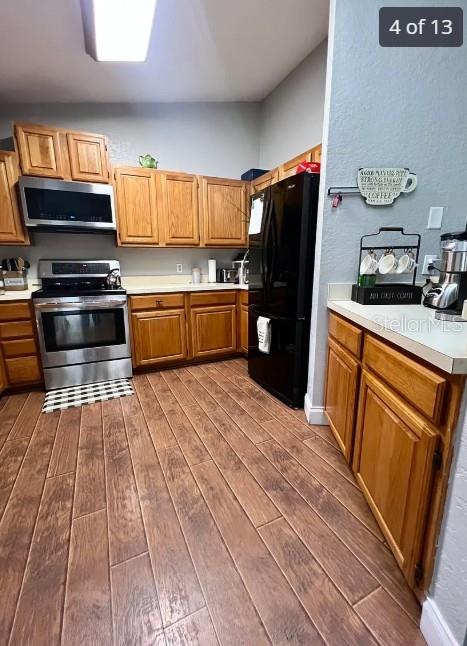 Image 5 of 14 For 22162 Birr Court