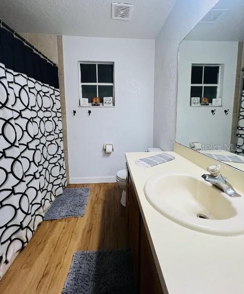 Image 9 of 14 For 22162 Birr Court