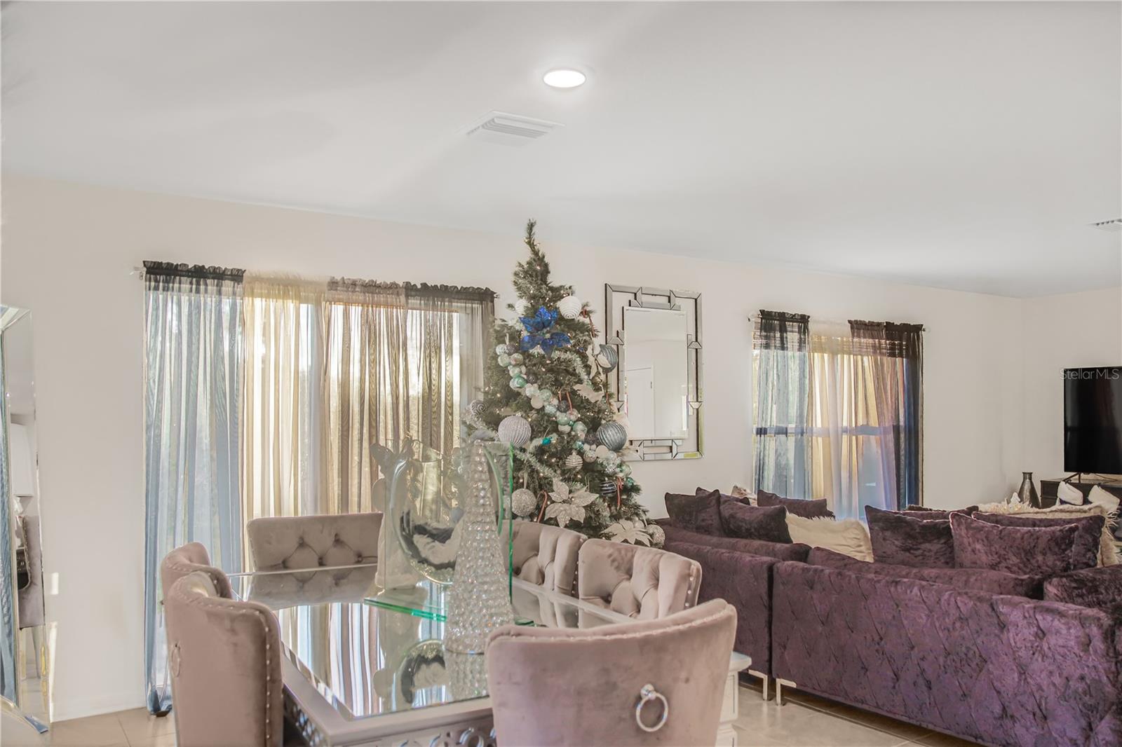 Image 10 of 29 For 16820 Delia Street