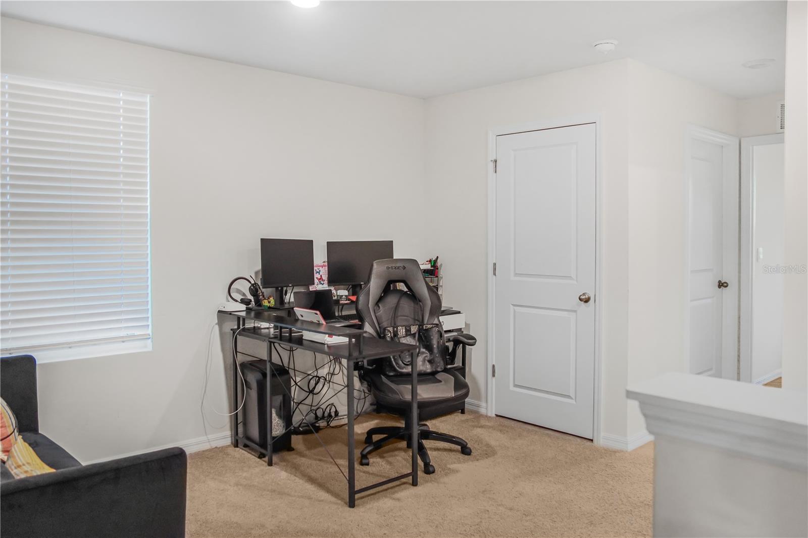 Image 12 of 29 For 16820 Delia Street