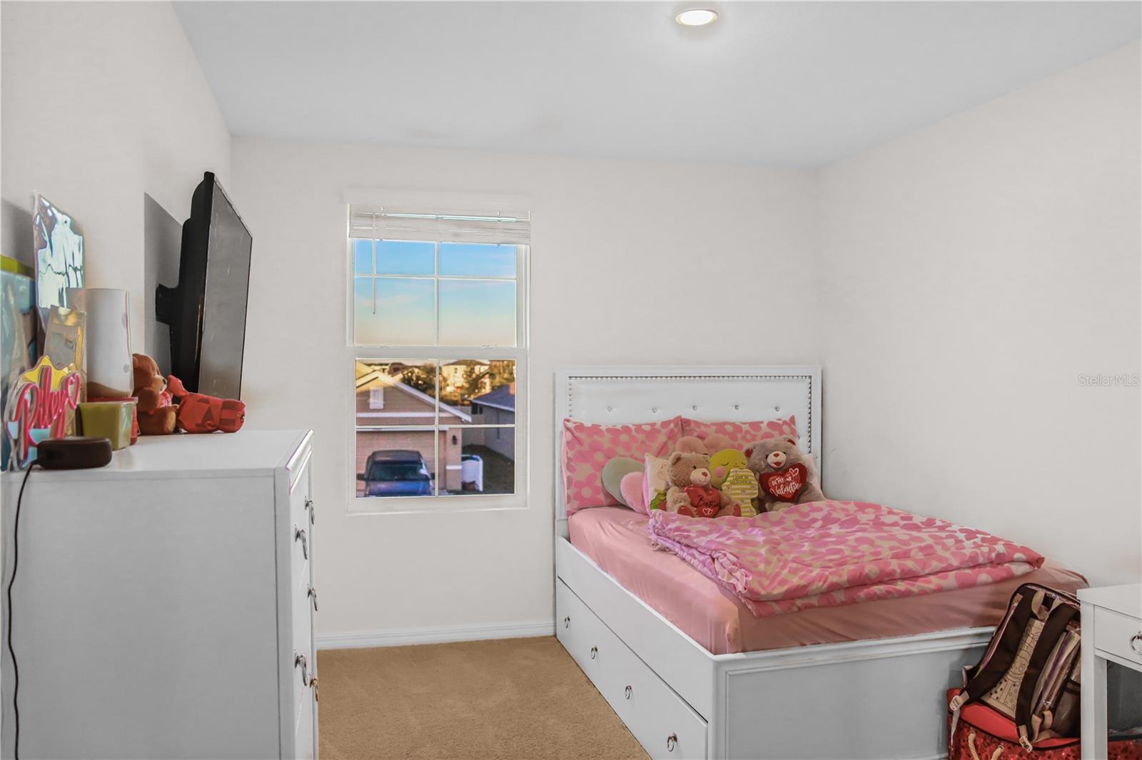 Image 16 of 29 For 16820 Delia Street