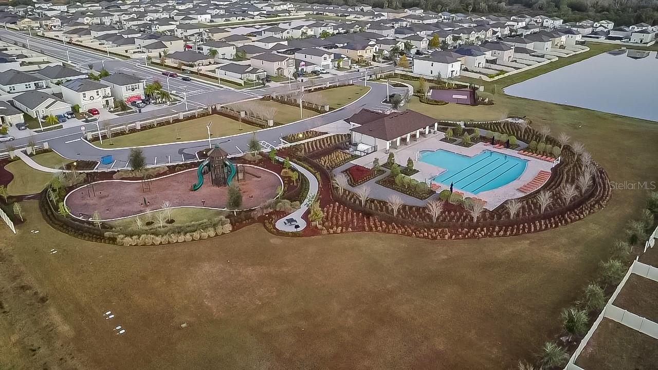 Image 5 of 29 For 16820 Delia Street