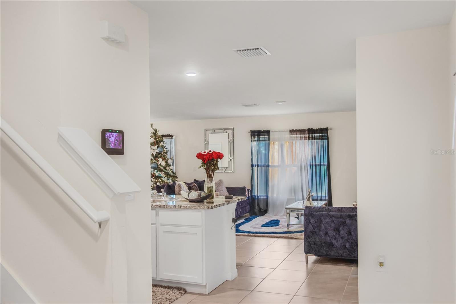 Image 6 of 29 For 16820 Delia Street