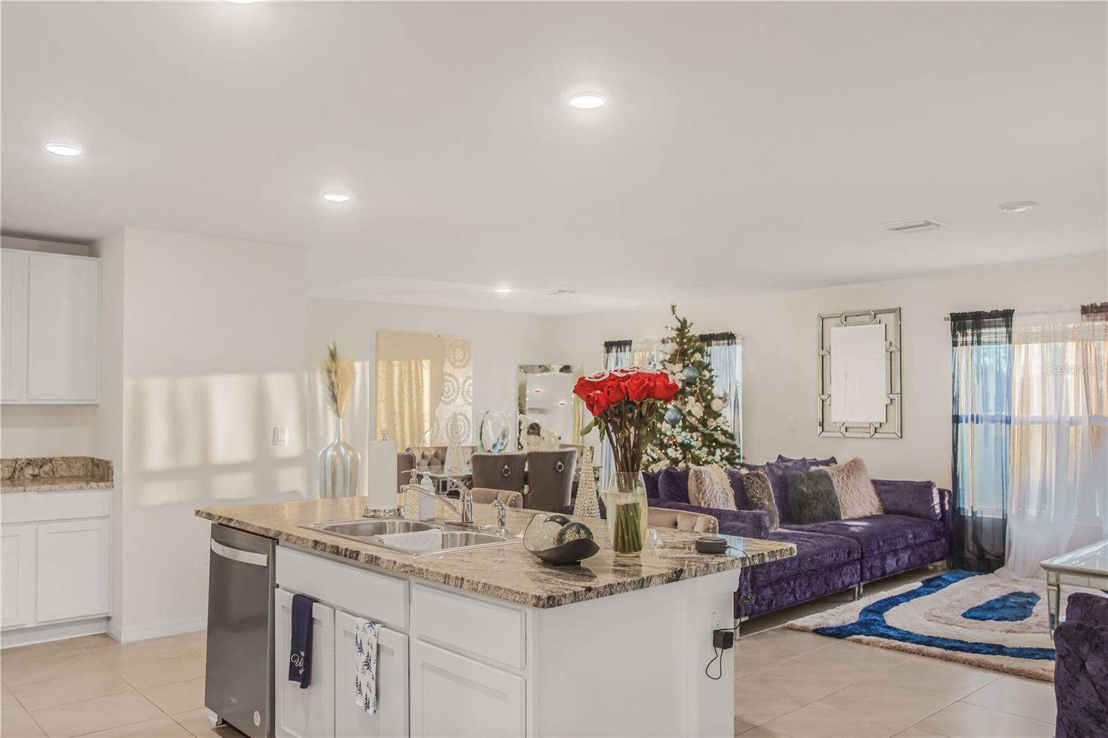 Image 7 of 29 For 16820 Delia Street