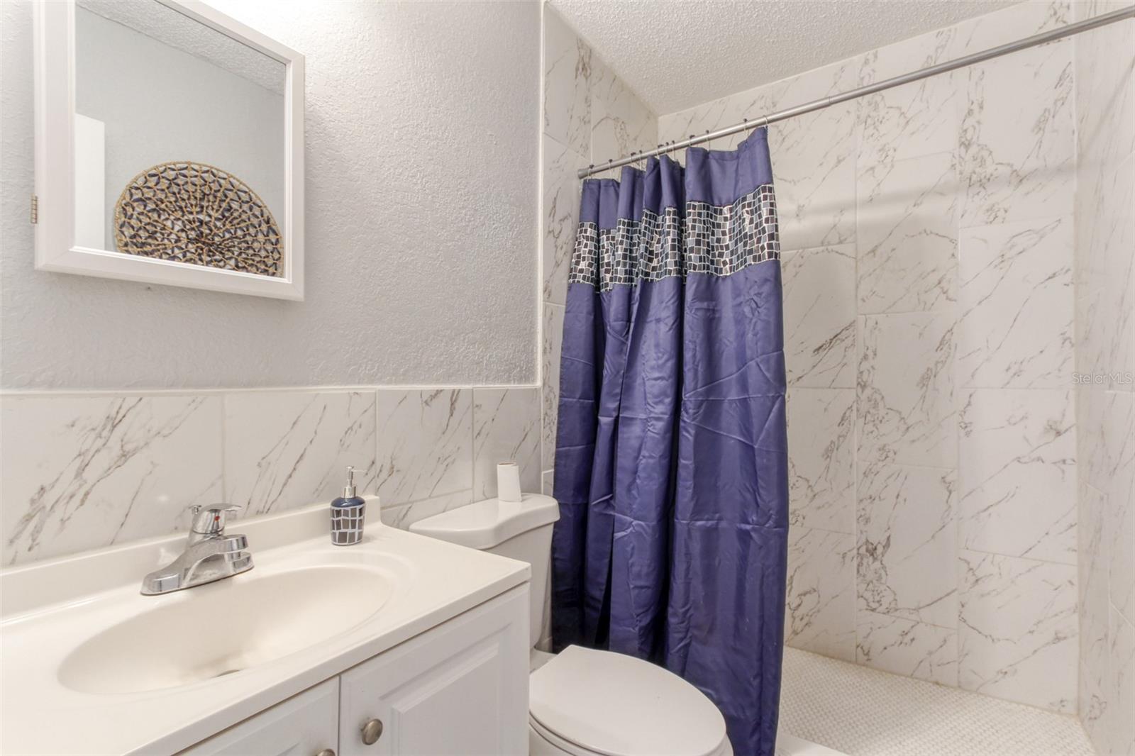 Image 8 of 9 For 685 Sears Avenue Ne 2