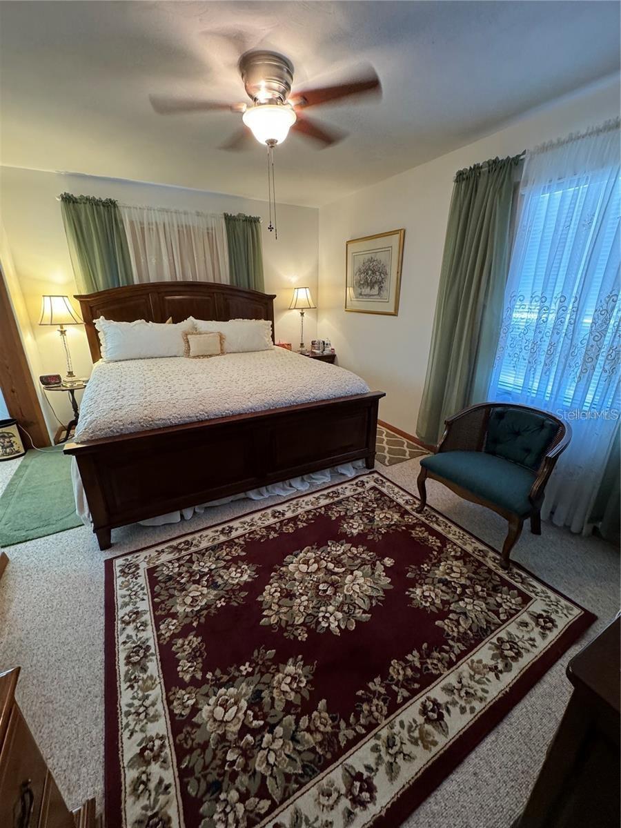 Image 9 of 18 For 200 Main Avenue