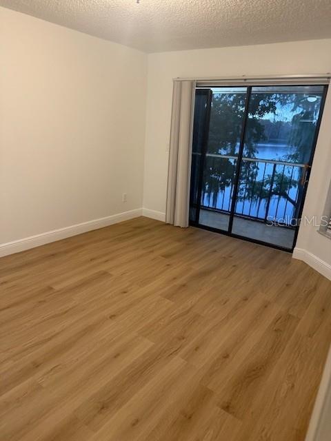 Image 14 of 33 For 25307 Northlake Drive 307