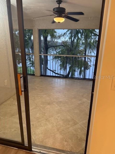 Image 5 of 33 For 25307 Northlake Drive 307