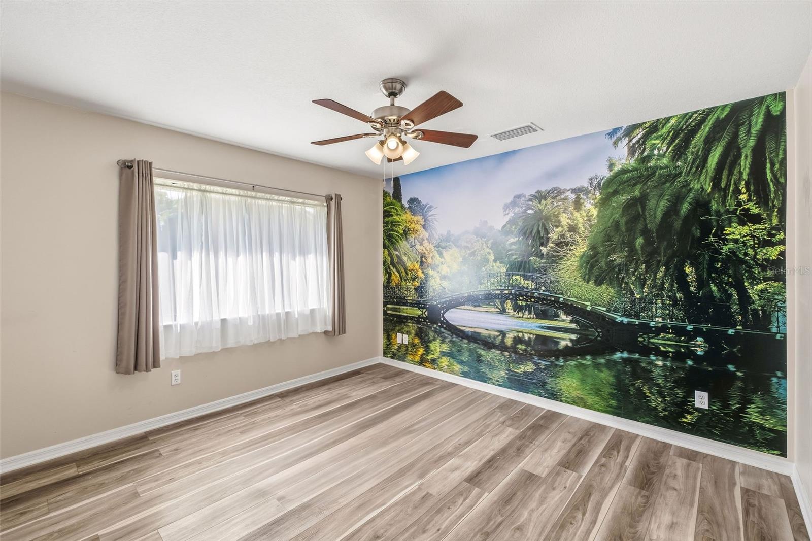 Image 35 of 48 For 365 Spaulding Cove