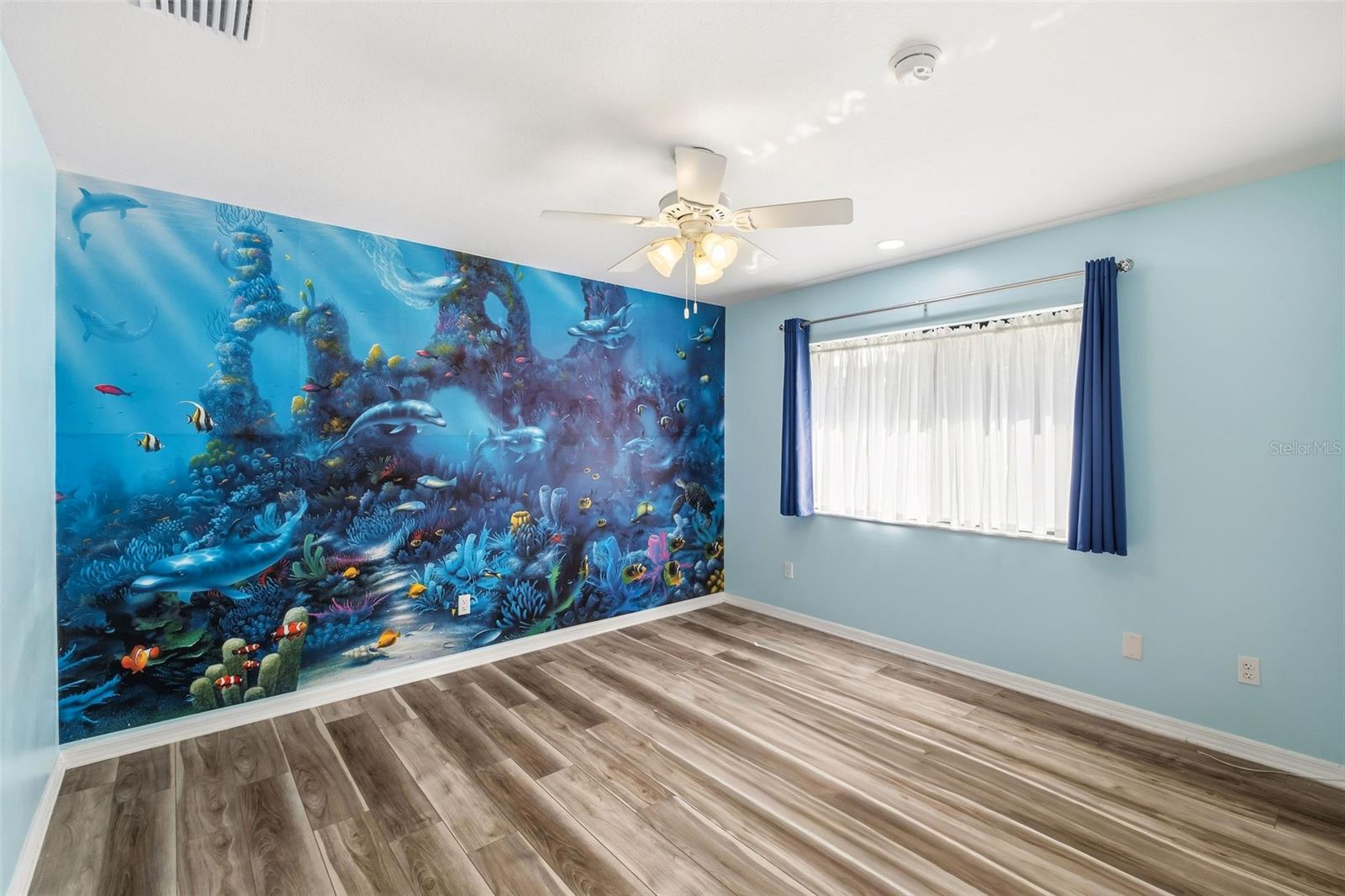 Image 36 of 48 For 365 Spaulding Cove