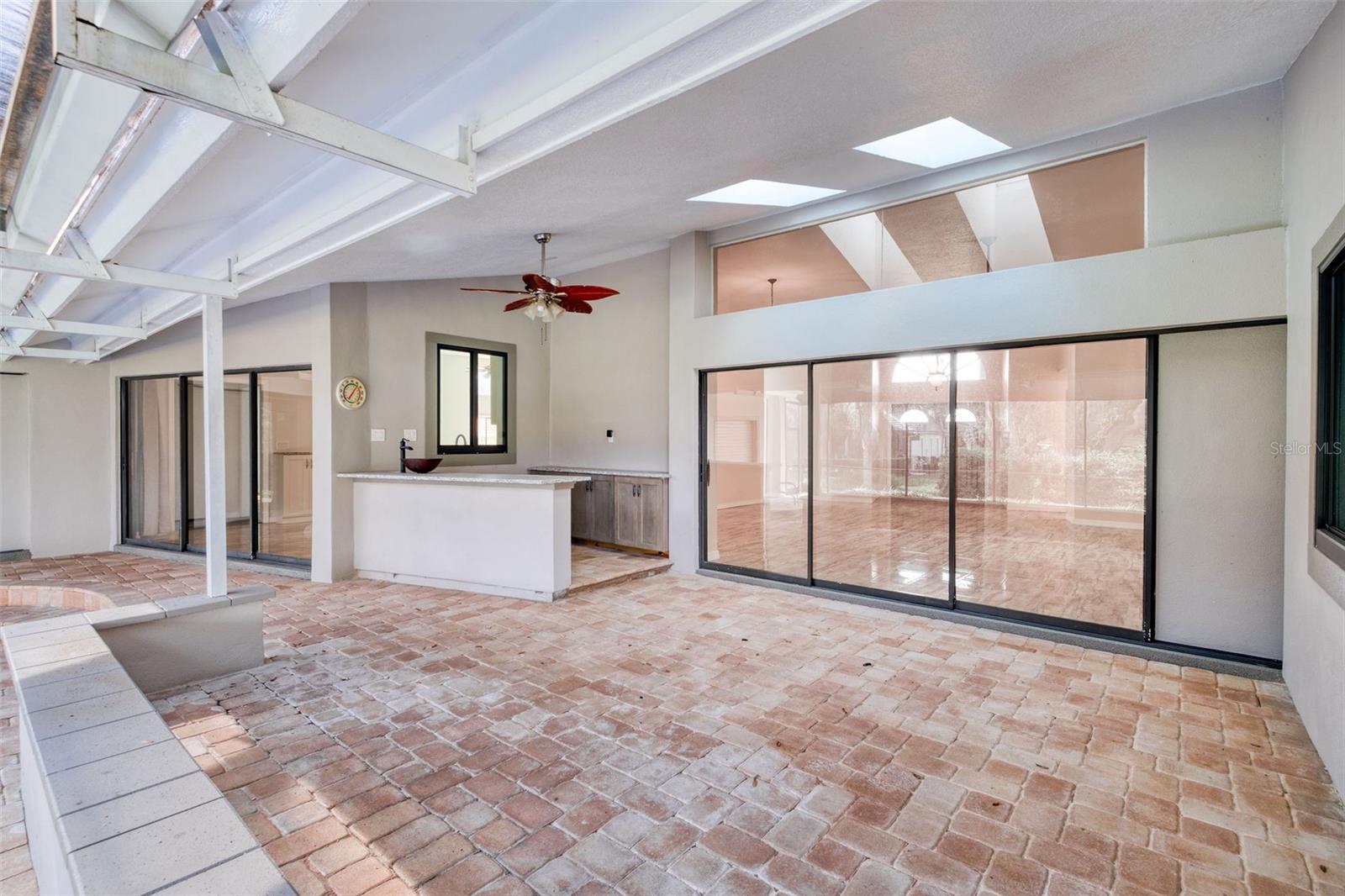 Image 42 of 48 For 365 Spaulding Cove