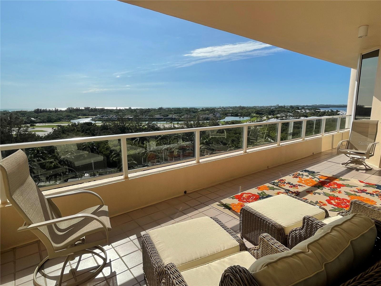 Listing photo id 0 for 3060 Grand Bay Boulevard 174