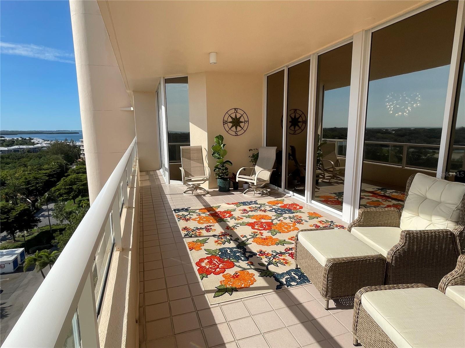 Listing photo id 21 for 3060 Grand Bay Boulevard 174
