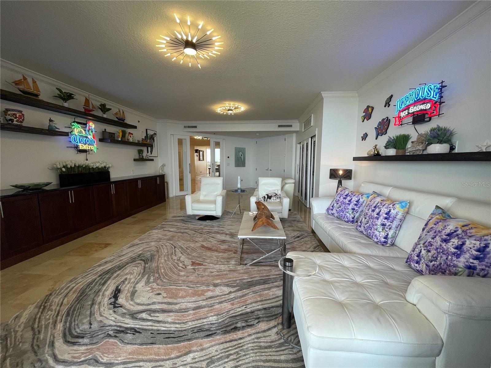 Listing photo id 6 for 3060 Grand Bay Boulevard 174